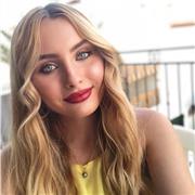 Étudiante donne cours dans diverses matières de la maternelle jusqu’au lycée. Préparation DNB - BAC